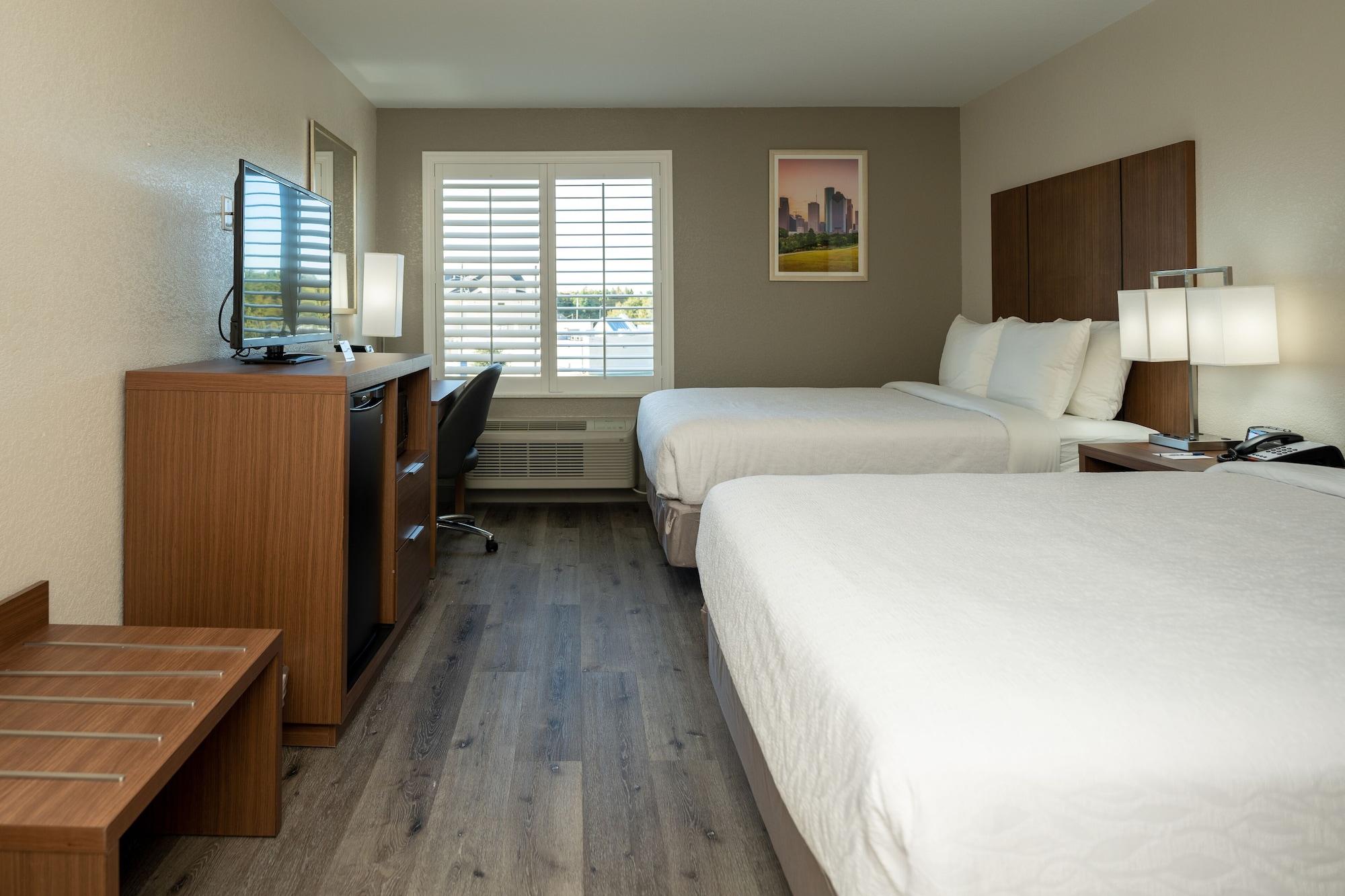Western Houston Bush Intercontinental Airport 2*
